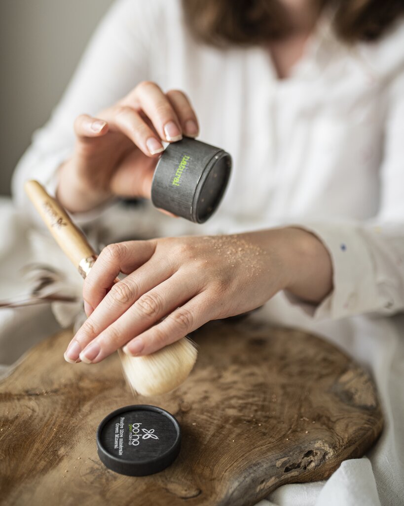 Lifestyle fotografie pro BOHO GREEN MAKE-UP — foto 10